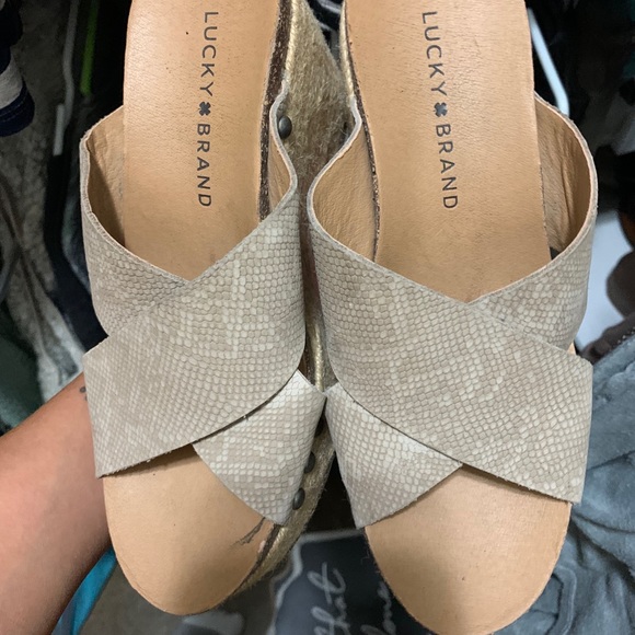 Lucky Brand Snake Print Wedges - Picture 2 of 2